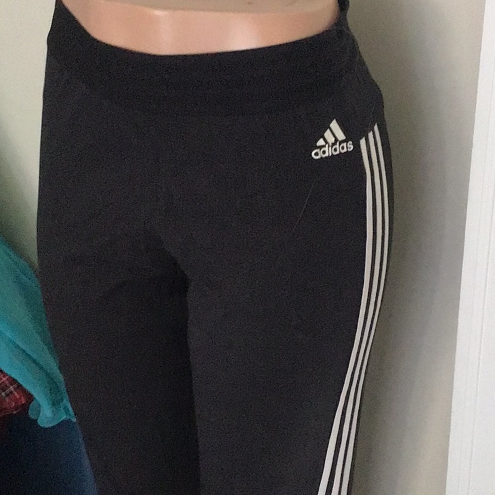 Adidas - Picture 2 of 3
